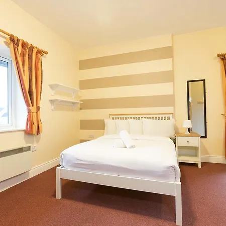 Hostel Rowan Tree *