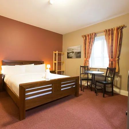 Rowan Tree Hostel Ennis